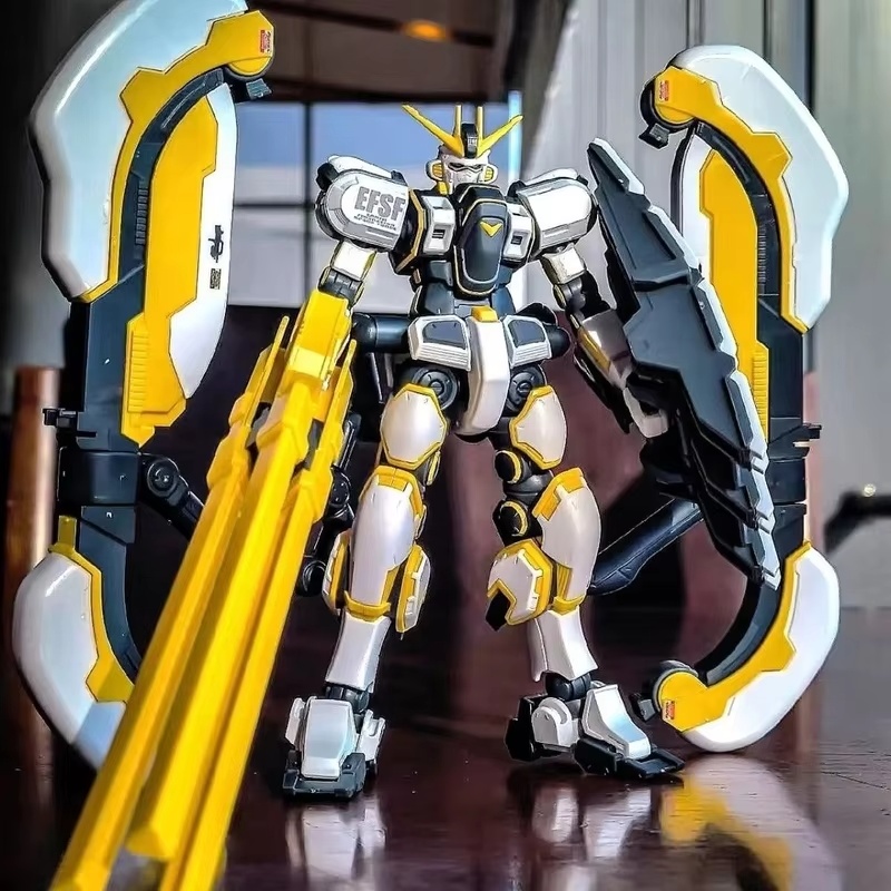 Atlas Thunder Universe Battlef - огляд і ціна Bandai Gundam Hg