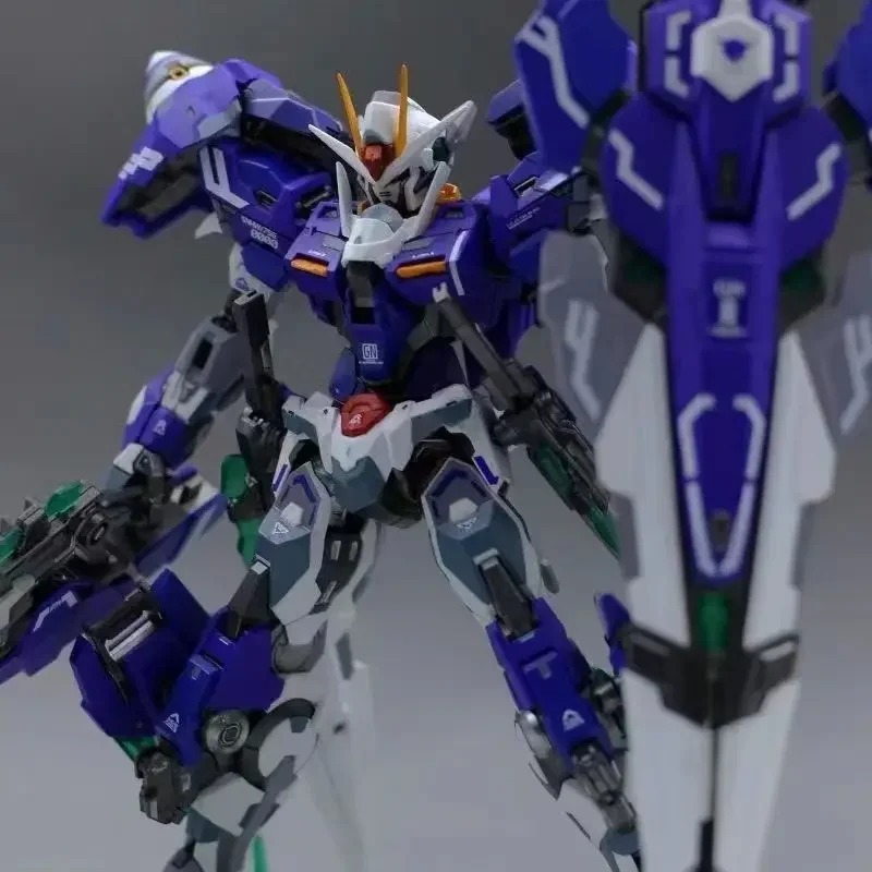Bandai Gundam Creative Cartoon - огляд і ціна Bandai Gundam Hg